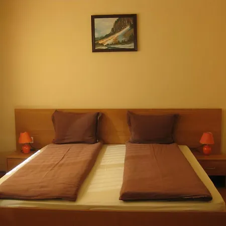 Family Veronika Devin