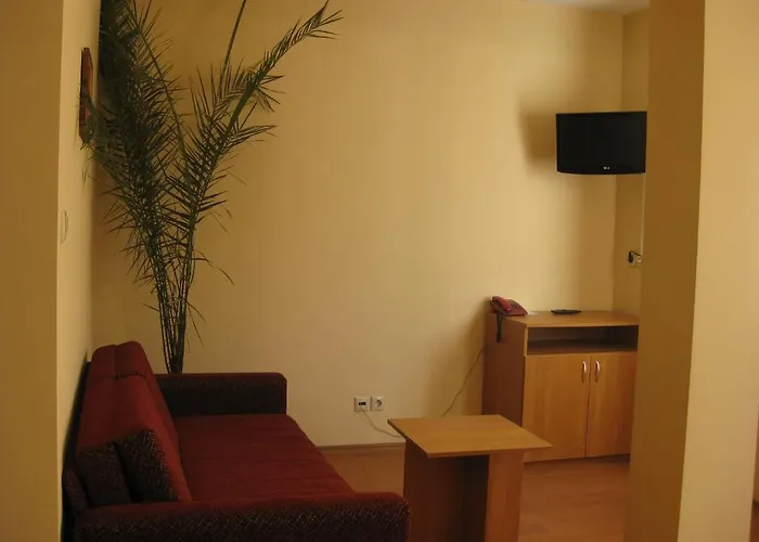 מלון Family Veronika דבין