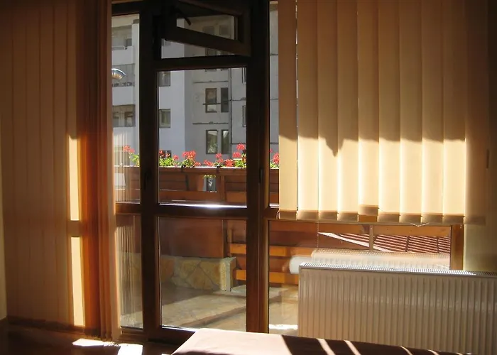 Family Veronika מלון דבין